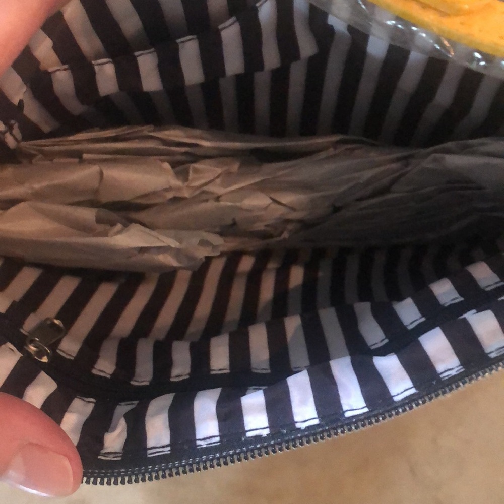 Marc Tetro Dachshund Crossbody Bag - Picture 3 of 5